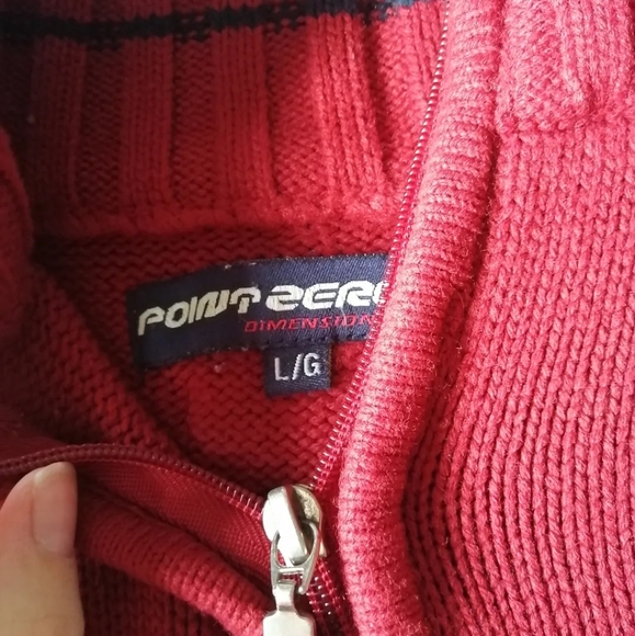 Red pull - Picture 2 of 3